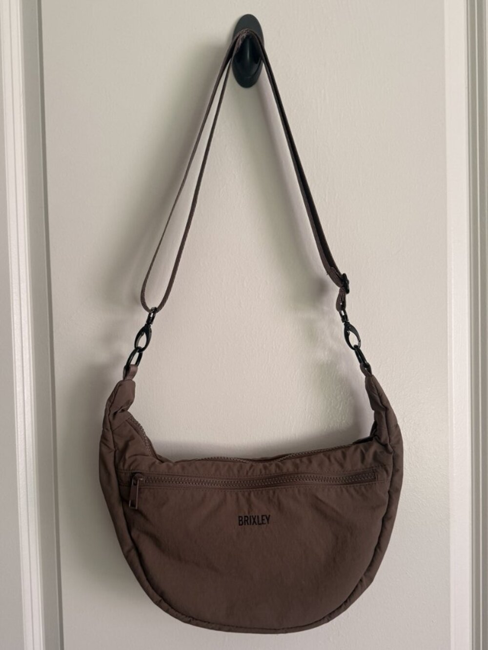 Brixley Crescent Bag - Mocha